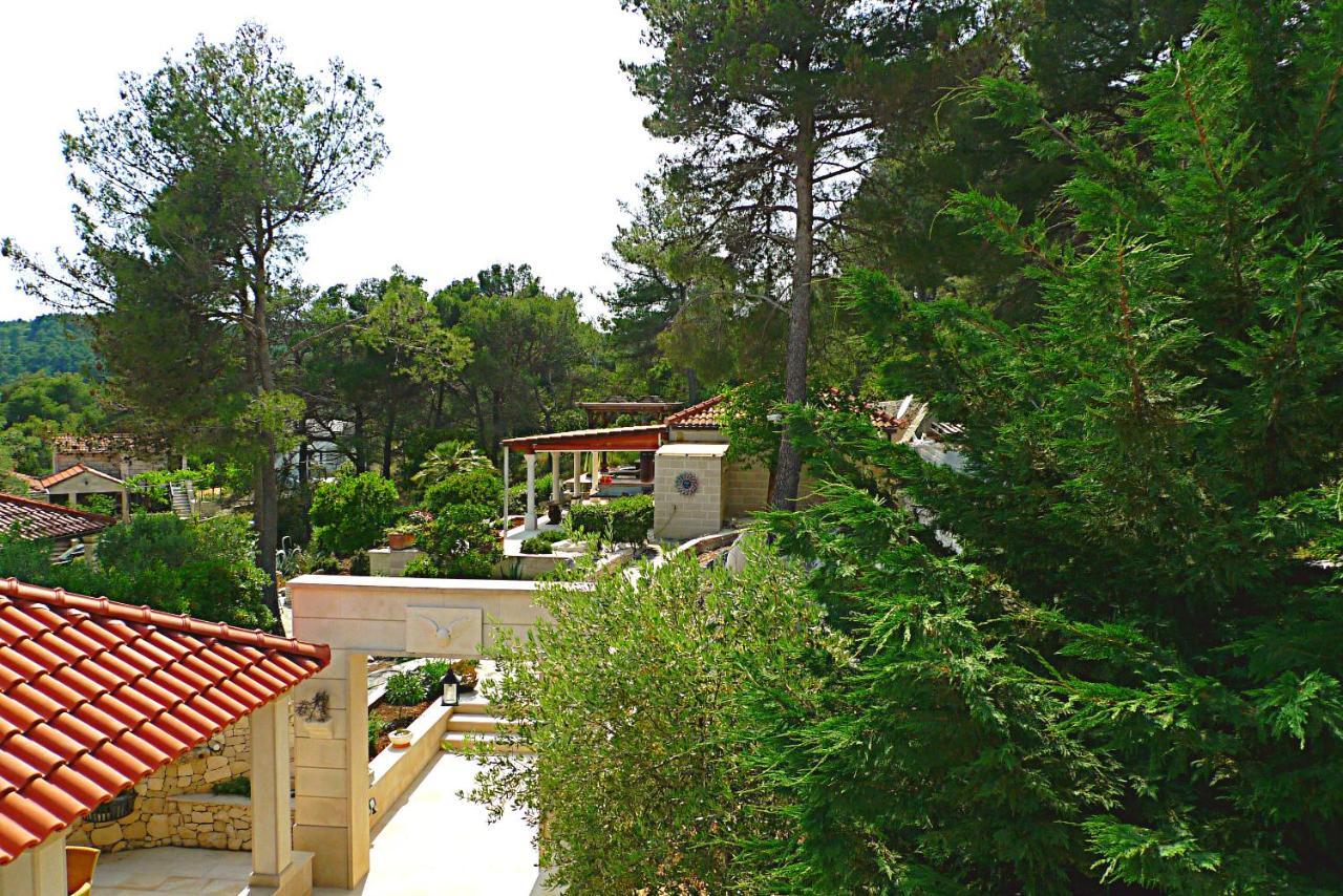 Ursa Minor Villa Sumartin Luaran gambar